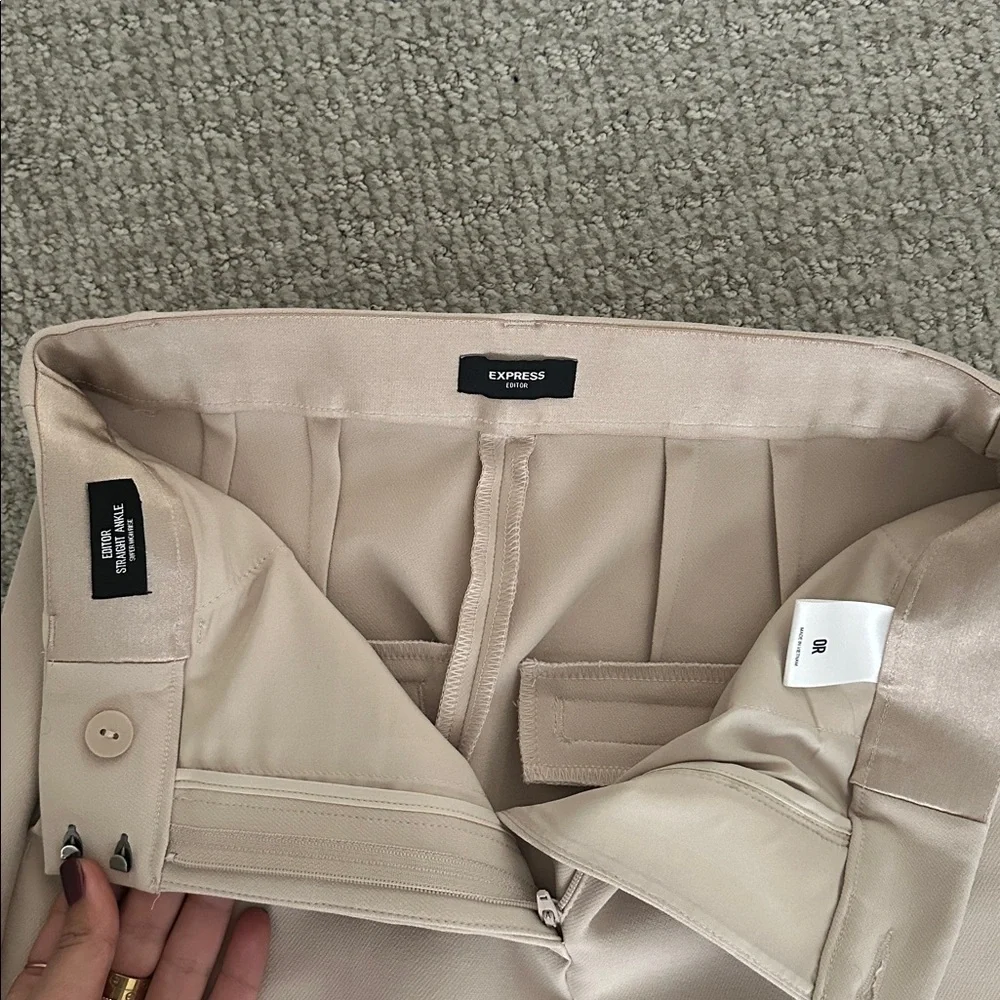 Express Editor High Rise Trouser - Picture 3 of 4